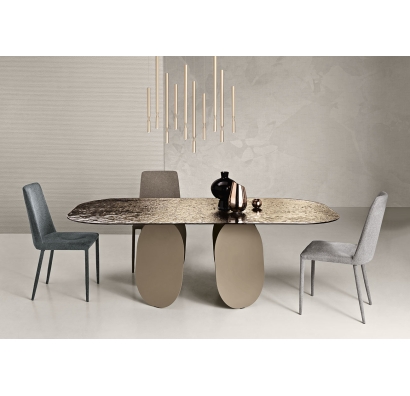 Стол обеденный POLLY DINING TABLE PERLA BEIGE BRONZE PAINTED HAMMERED  240X110X75 СМ. (NRM00750)