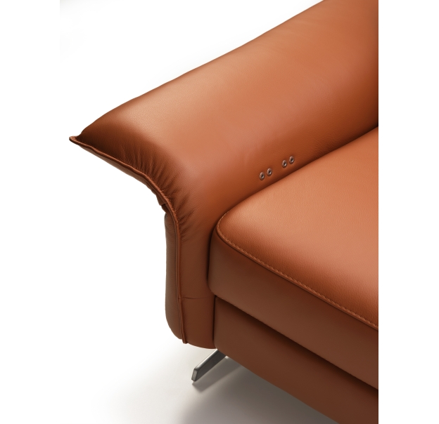 Диван ADORA B103-220-103B/54/MONTANA COGNAC/VISCOTEX/01BR BRUSHED/E,E