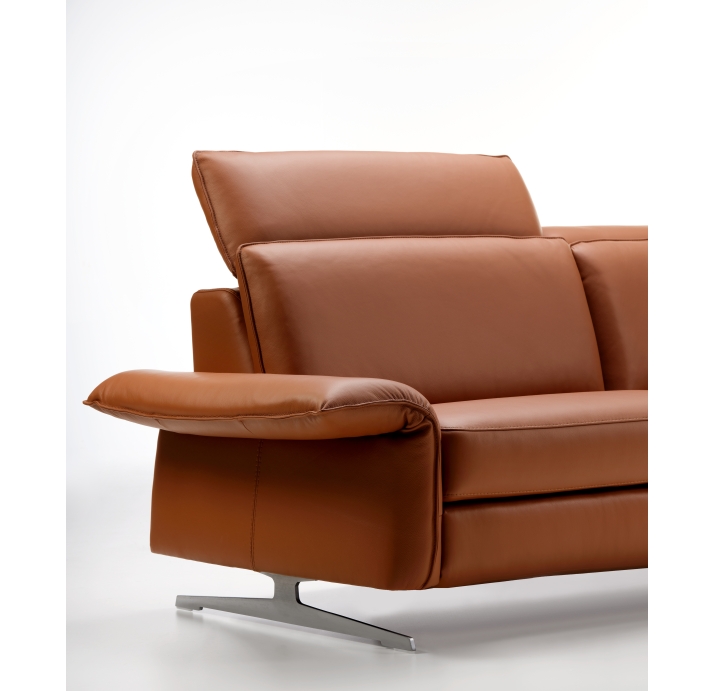 Диван ADORA B103-220-103B/54/MONTANA COGNAC/VISCOTEX/01BR BRUSHED/E,E