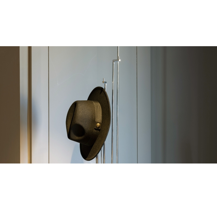 Вешалка для одежды ALFRED COAT HANGER (FUG00039)