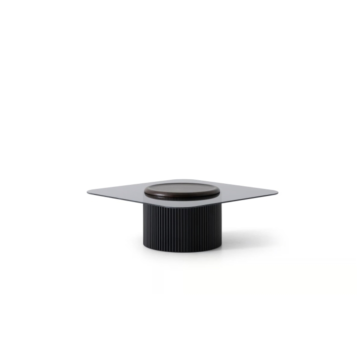 Стол журнальный SOLID COFFEE TABLE WALNUT SMOKY  97X97X38 СМ. (NRM05795)